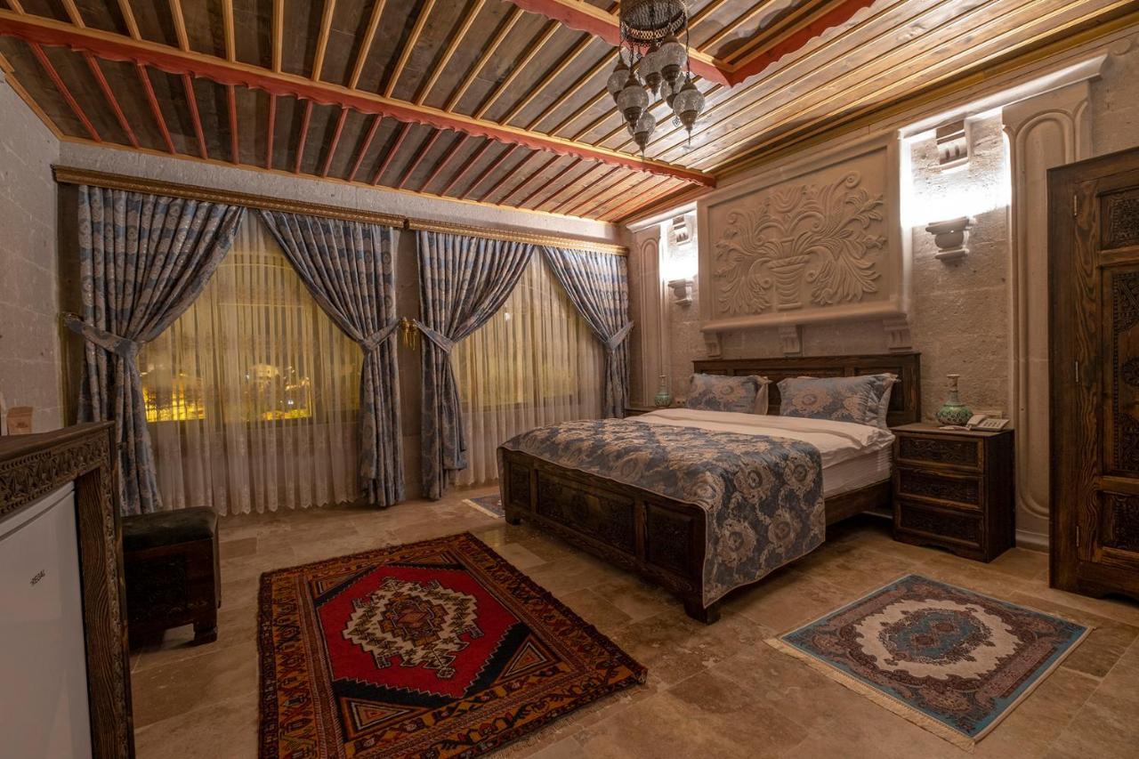 Hotel Underground Cave *